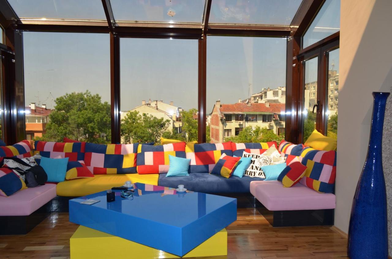 Art Penthouse Apartment Бургас Екстериор снимка