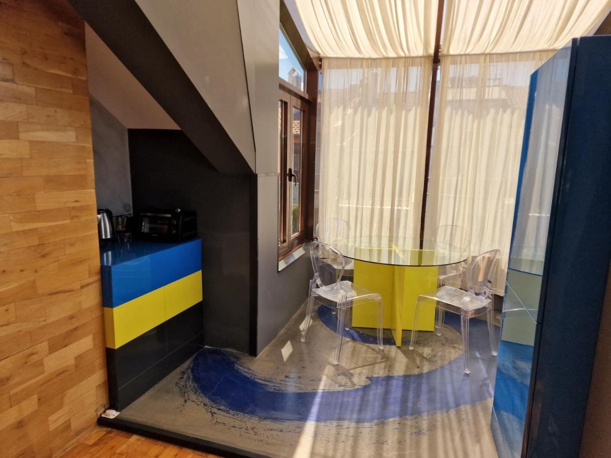 Art Penthouse Apartment Бургас Екстериор снимка